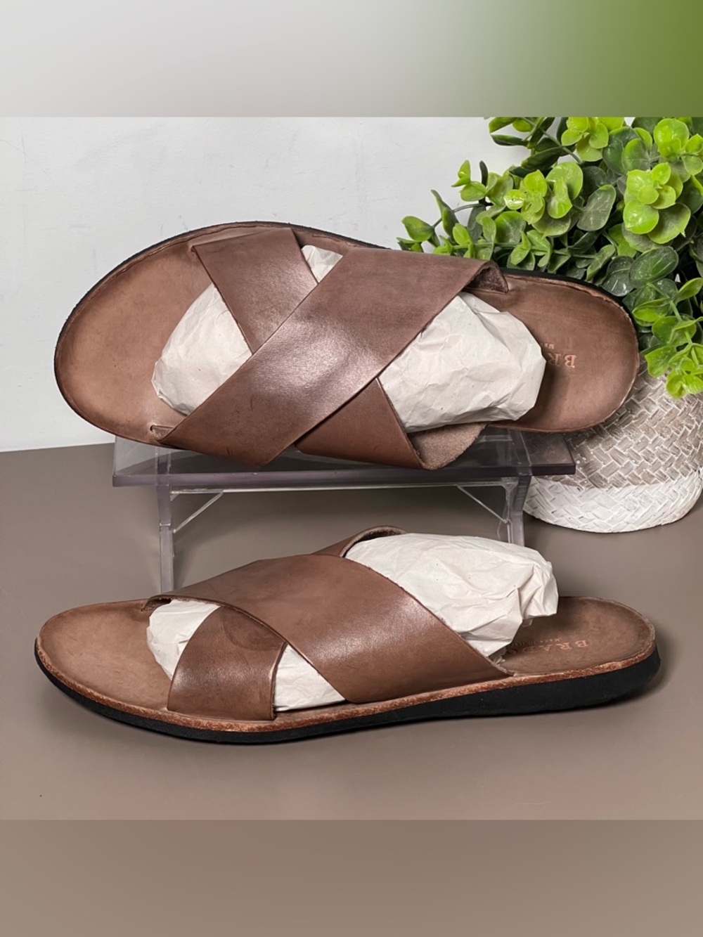 Brador Light Brown Leather Cross Slide Sandals Men’s Size 6